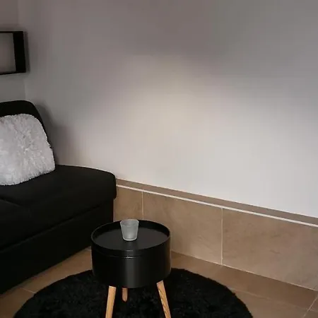 Petite Maison 公寓 *