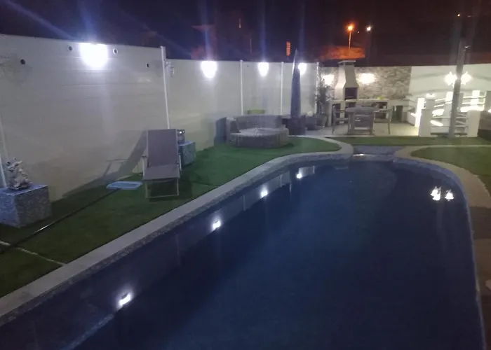 Petite Maison Апартаменты *